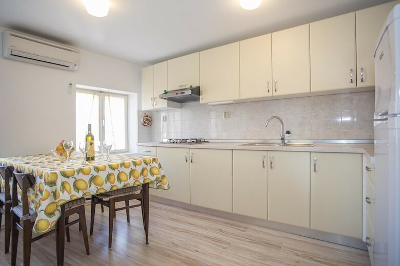 Apartments Riva