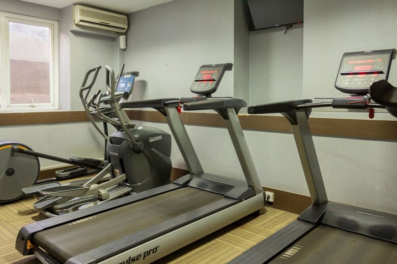 Hotel Collection O 6 Grand Palace Kemayoran