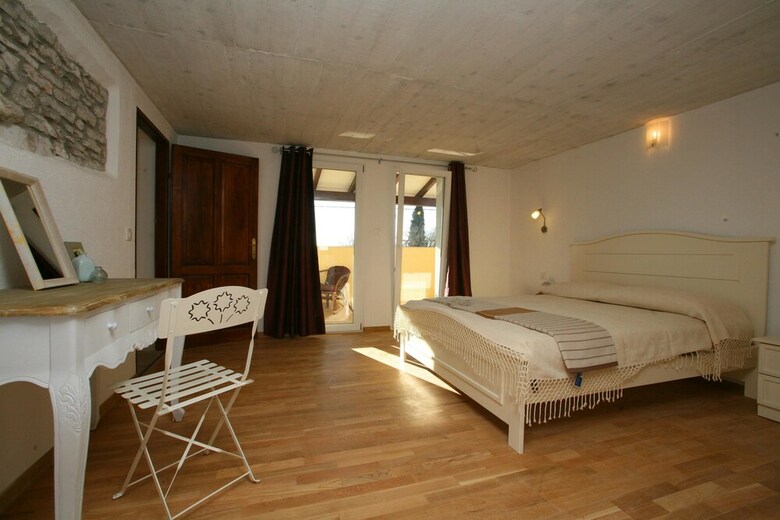 Villa Nada Flores