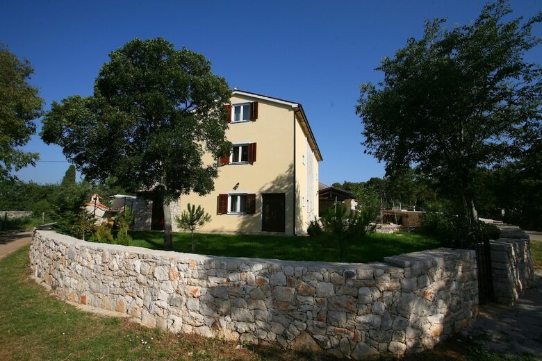Villa Nada Flores