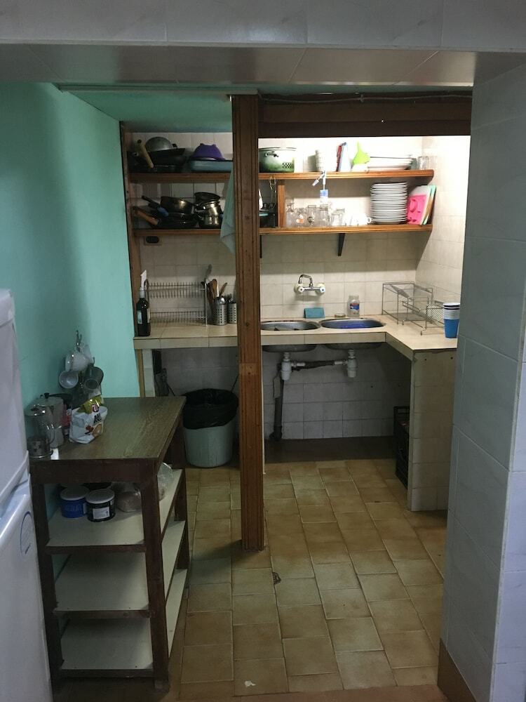 Hostal Hair Of The Dog Hostel