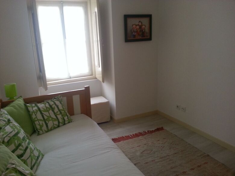 Apartamentos Dobairro Suites At Principe Real