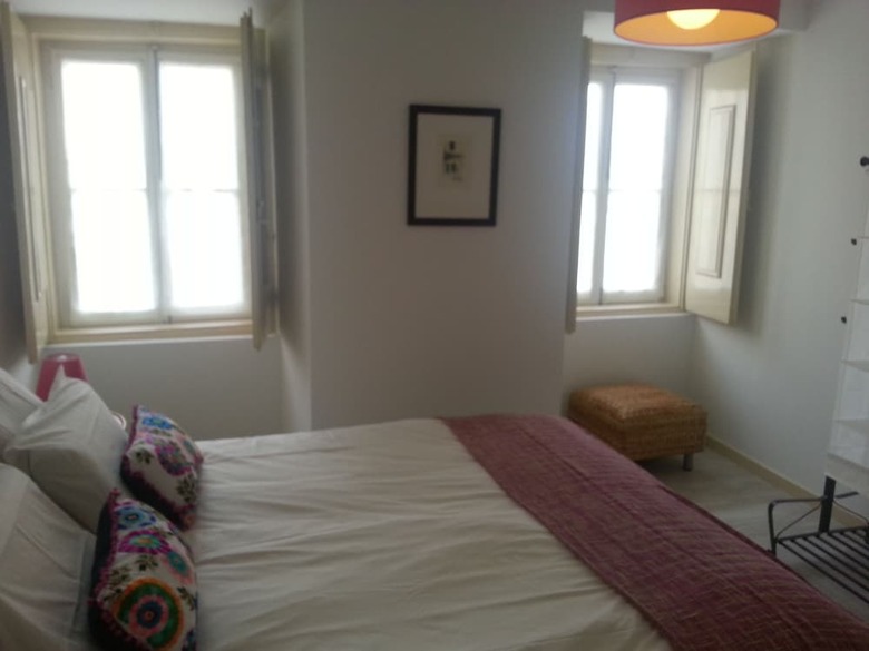 Apartamentos Dobairro Suites At Principe Real
