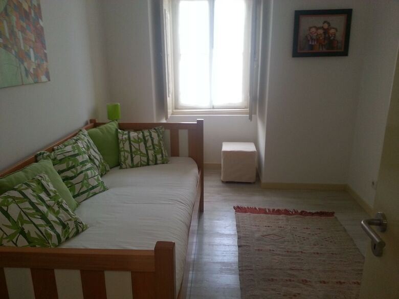Apartamentos Dobairro Suites At Principe Real