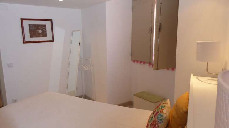 Apartamentos Dobairro Suites At Principe Real