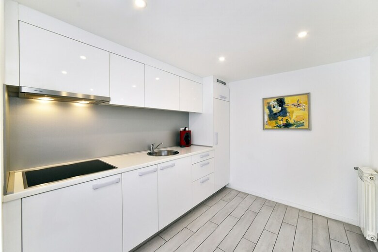 Mika Apartments
