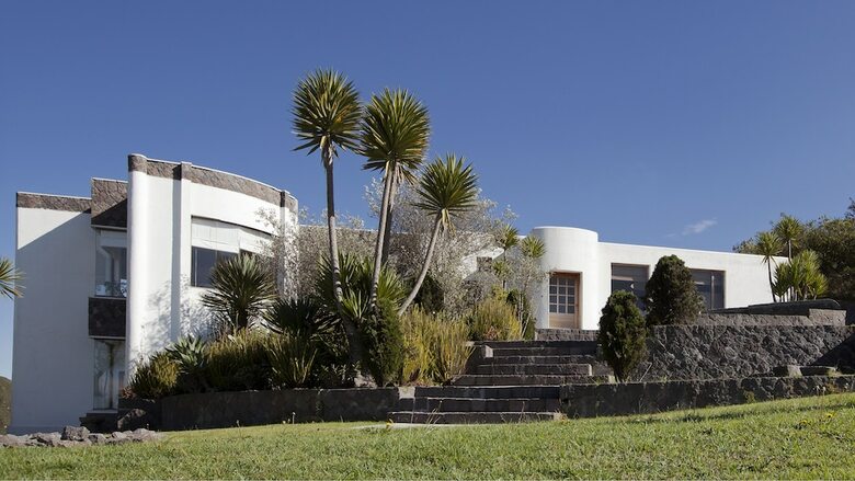 Hotel El Crater