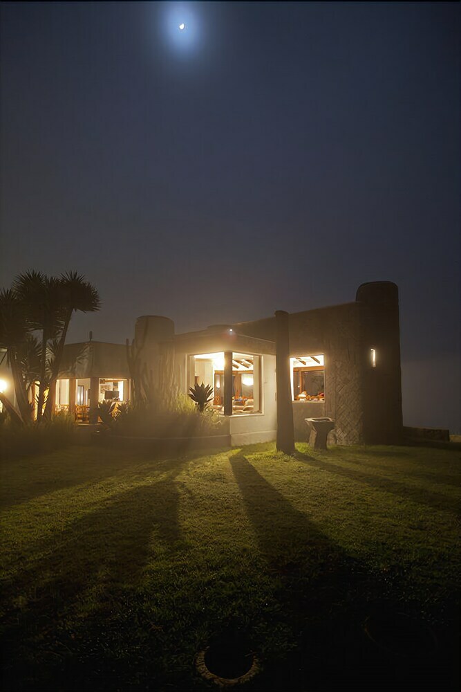 Hotel El Crater