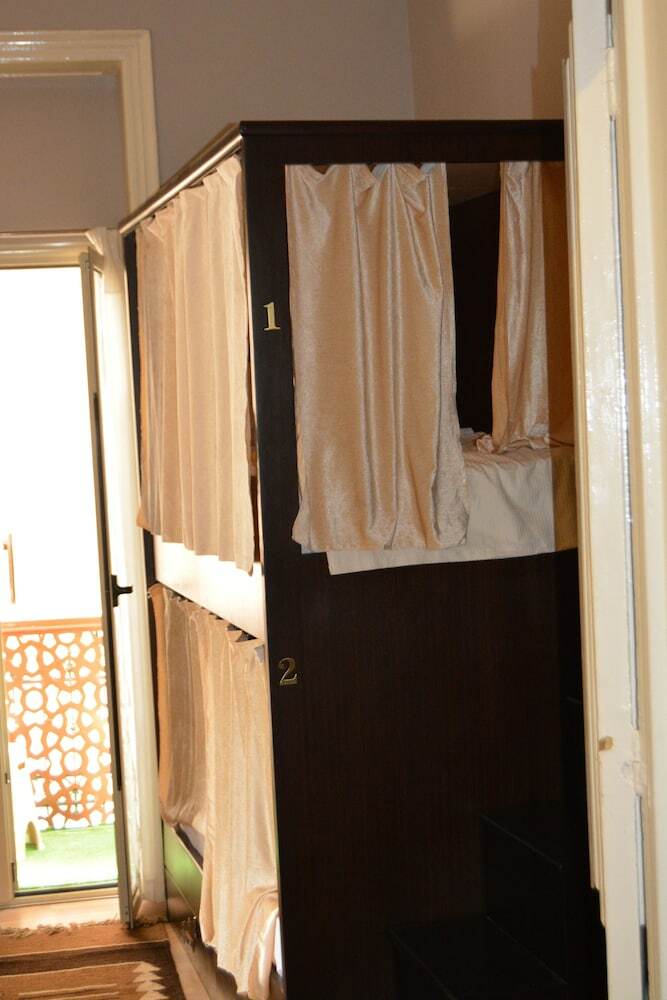 Hostal Heritage Hostel