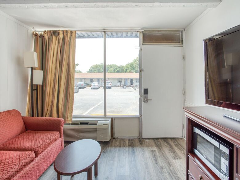 Hotel Oyo Inn Kernersville