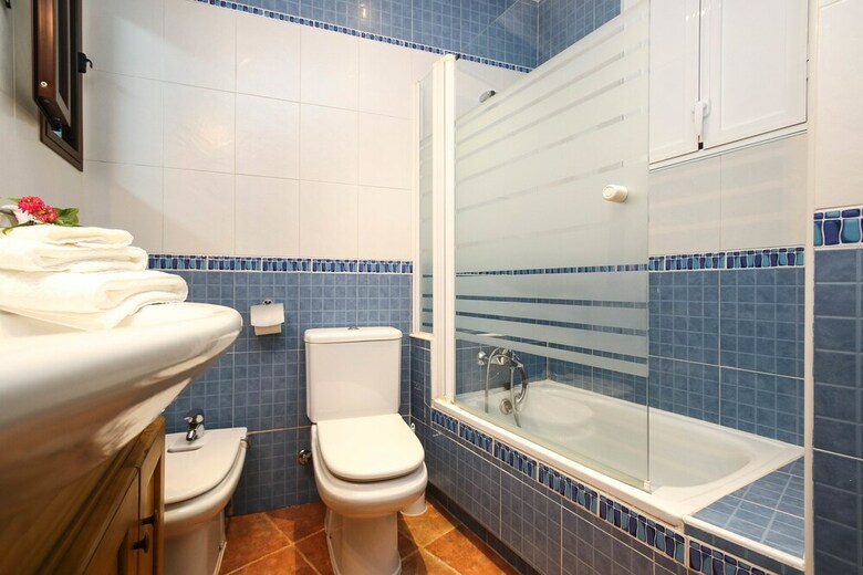 Apartamentos Om Destiny