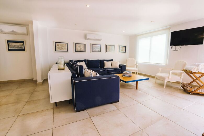Aparthotel Myplace Punta Marqu�s