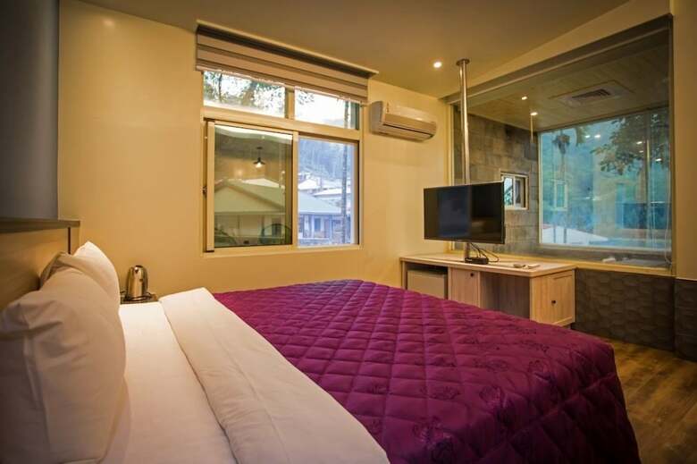 Bed & Breakfast Mingyuan Hotspring