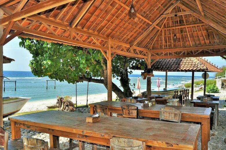 Hotel Jukung Cottage Beach Bar And Restaurant