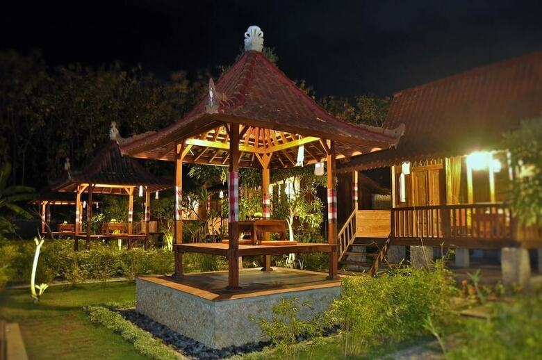 Hotel Jukung Cottage Beach Bar And Restaurant
