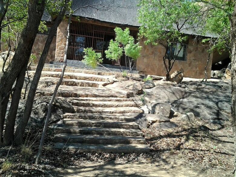 Posada Matopo Ingwe Lodge