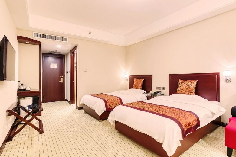 Warren Hotel