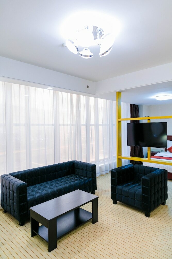 Warren Hotel