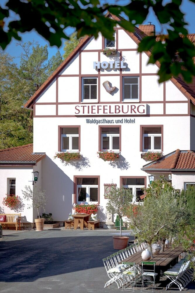 Waldgasthaus & Hotel Stiefelburg