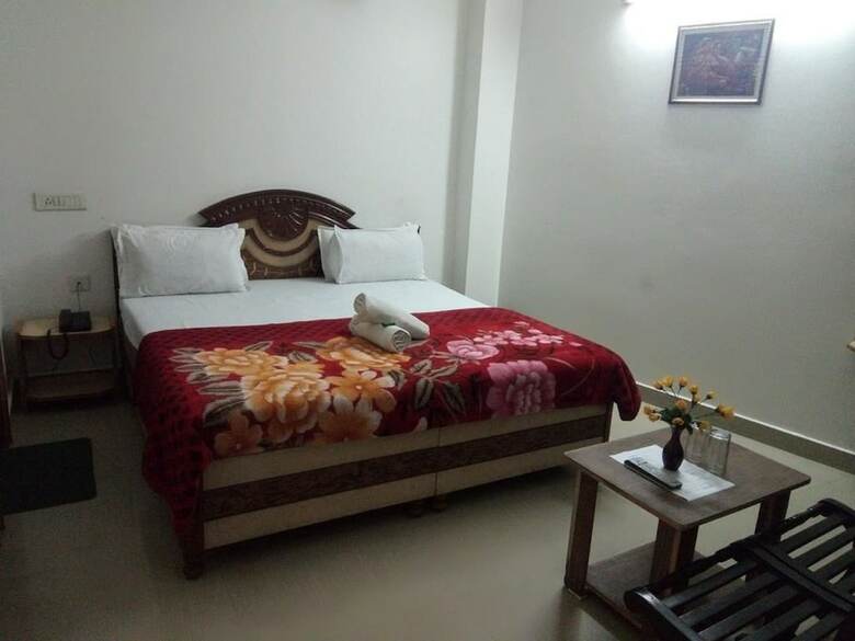 Hotel God Gift
