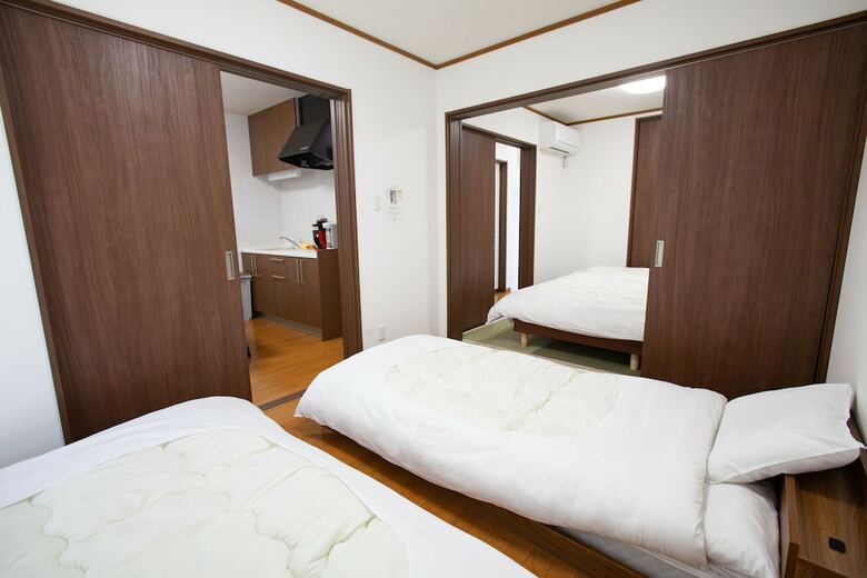 Apartamentos Thanyaporn Hotel