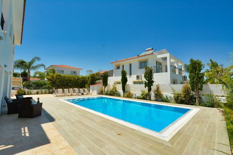 Blue Sea Villa