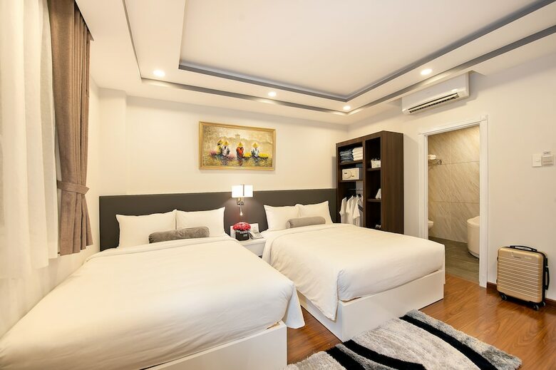 Adora Hotel