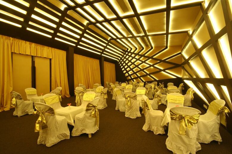 The Golden Crown Hotel & Spa, Colva
