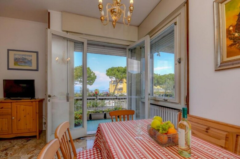 Apartamento Desenzanoloft ? Il Girasole Del Lago