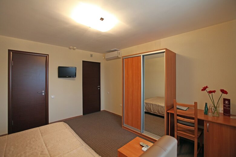 Iremel Hotel
