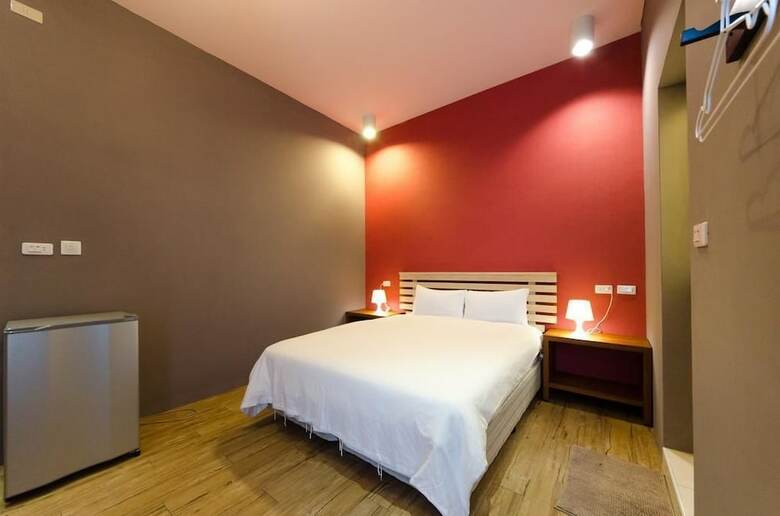 Hotel Snore Inn