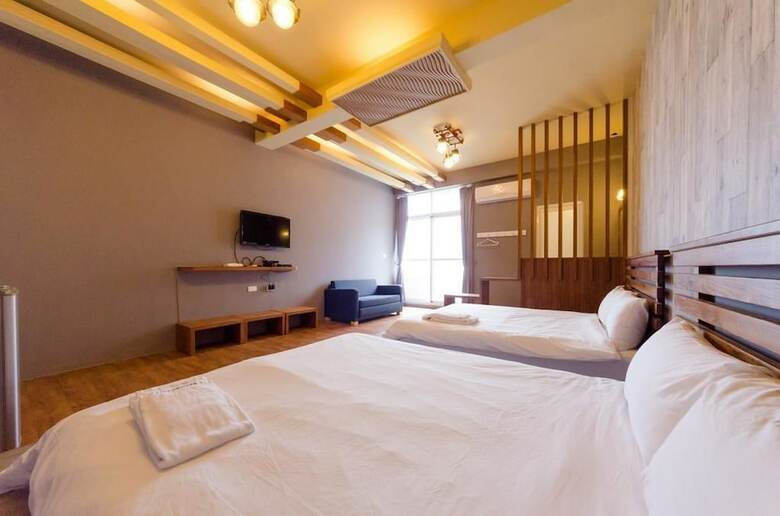 Hotel Snore Inn