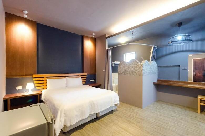 Hotel Snore Inn