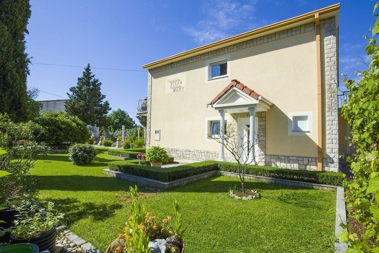 Villa Mary