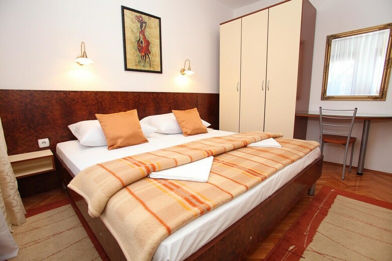 Apartment Ivan / Three Bedroom A1