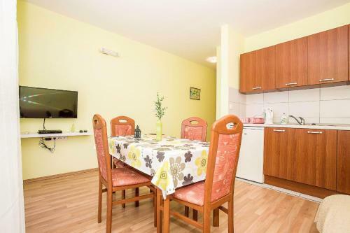 Apartments Krsti?evi?