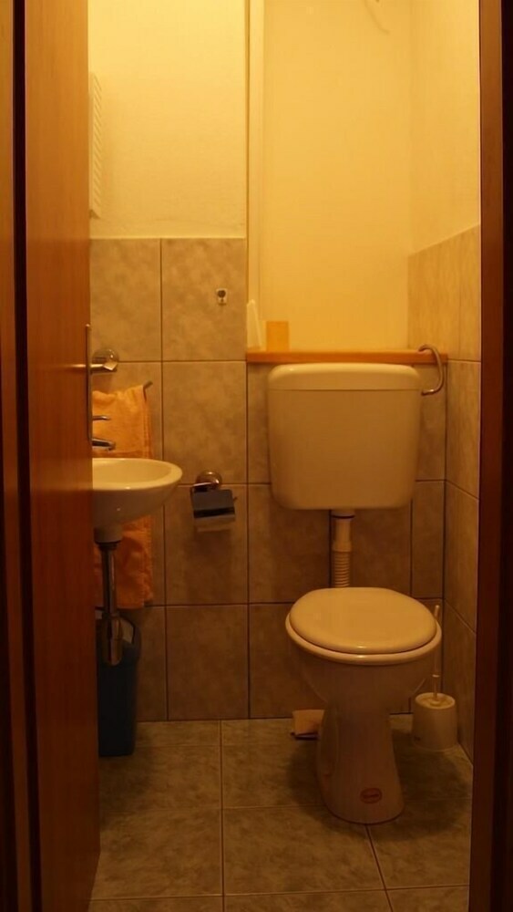 Apartments Janja Postira