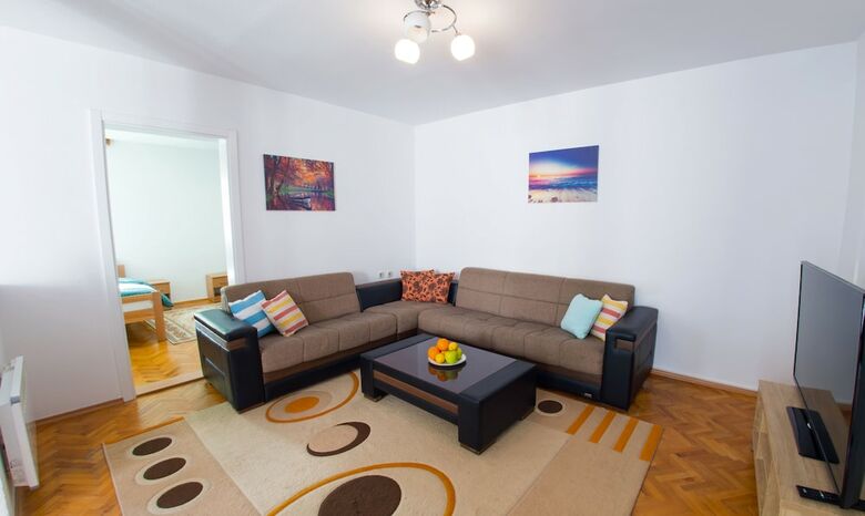 Old Town Gate Apartment