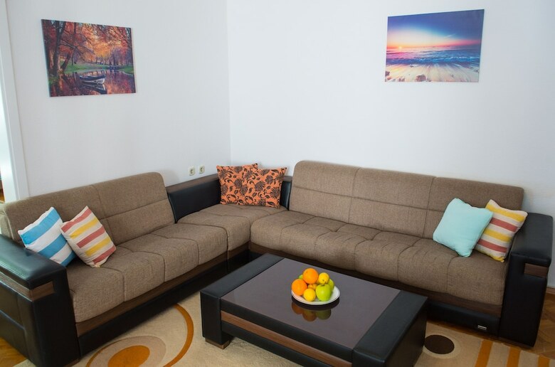 Old Town Gate Apartment