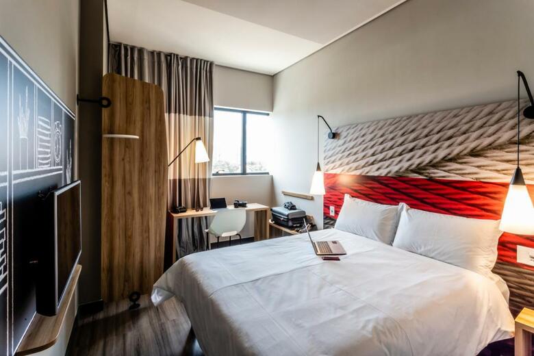 Hotel Ibis Palmas Avenida Jk