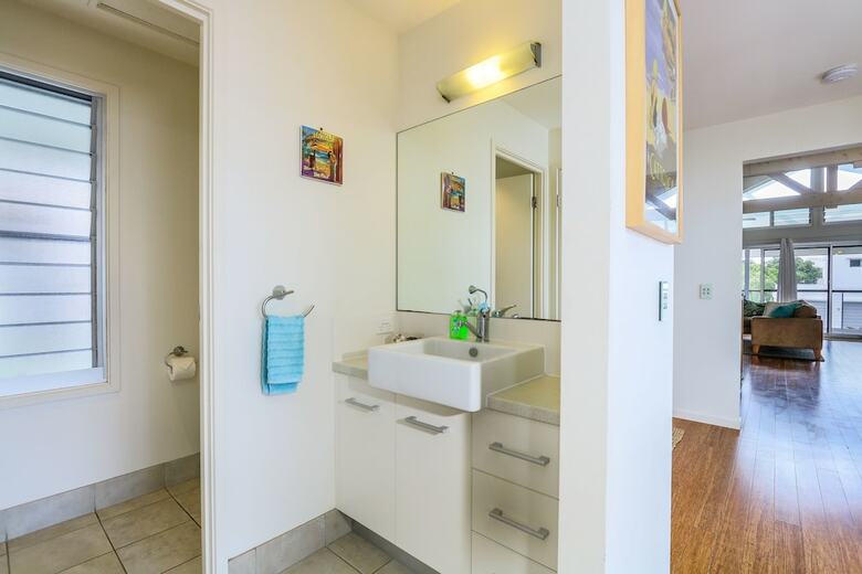 Ala Moana Beach House