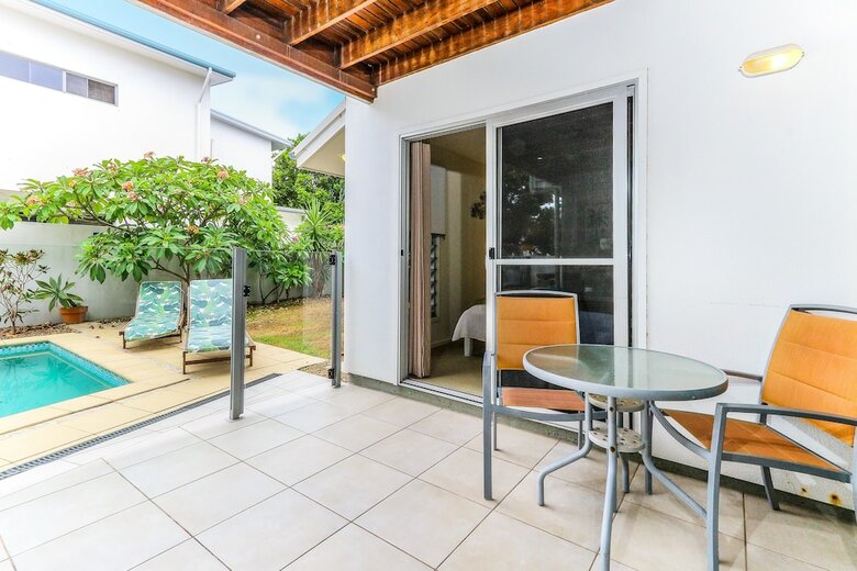 Ala Moana Beach House