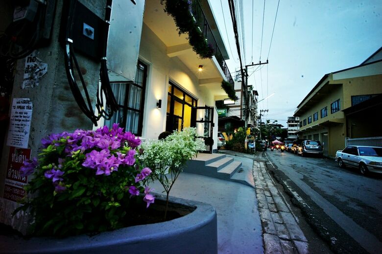 Hotel Naptel Chang Moi