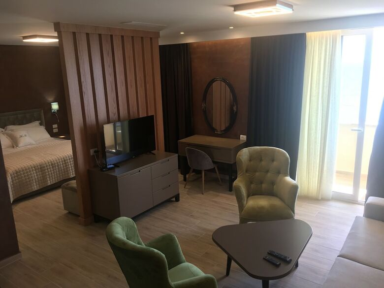 Hotel Maren
