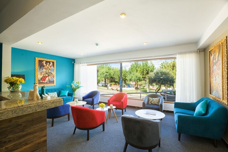 Muru Homely Hotel