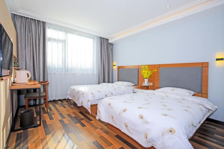 Guilin Lemmy Hotel