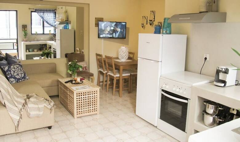 Hostal Rodos Backpackers
