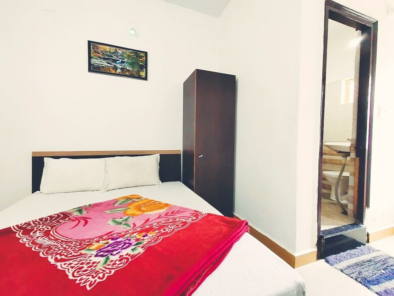 Hotel Radhika Palace