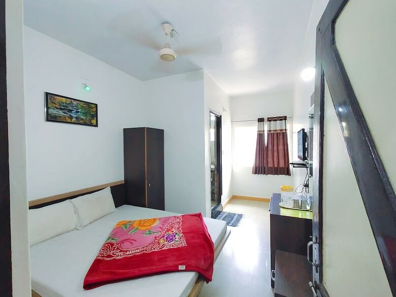 Hotel Radhika Palace