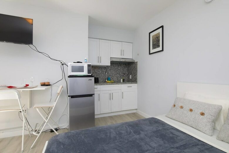 Lovely Apartment 10mins From Beach, 2mins To Mall